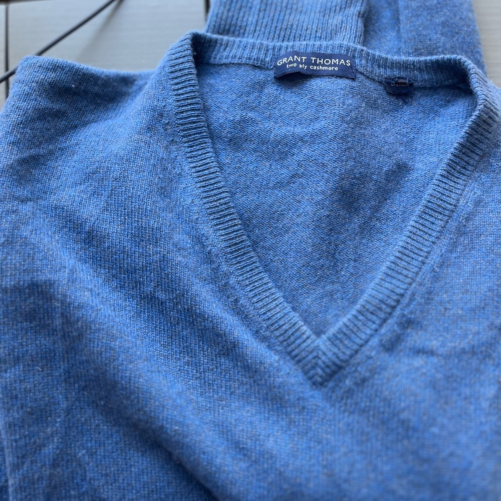 Grant Thomas 2 Ply Cashmere V Neck Sweater Blue